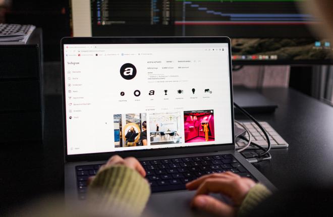 Social Media & Content Creator Jobbild